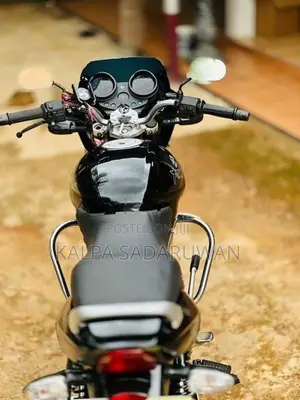 Bajaj Pulsar 150 2005
