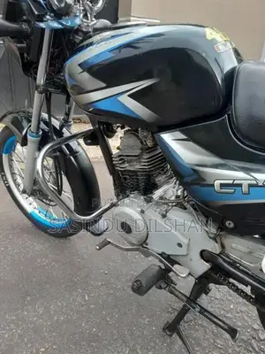 Bajaj CT100 2014