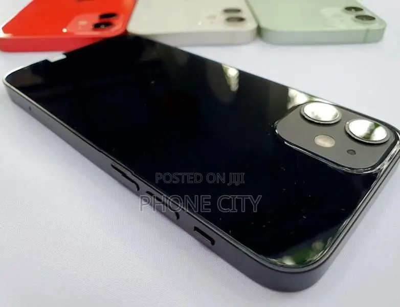 Apple iPhone 12 128GB (Used)