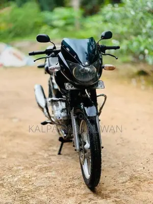 Bajaj Pulsar 150 2005