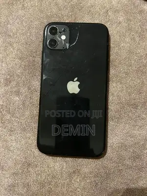 Apple iPhone 11 128GB (Used)
