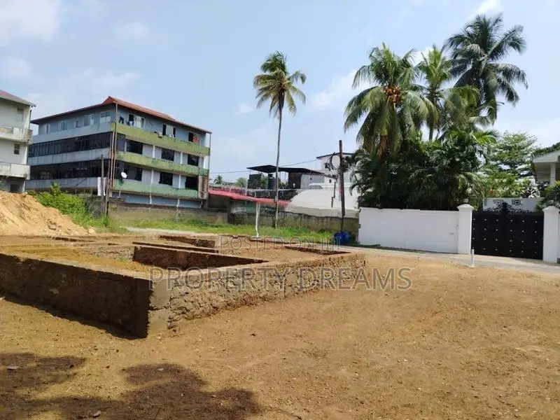 Kaduwela Land for Sale