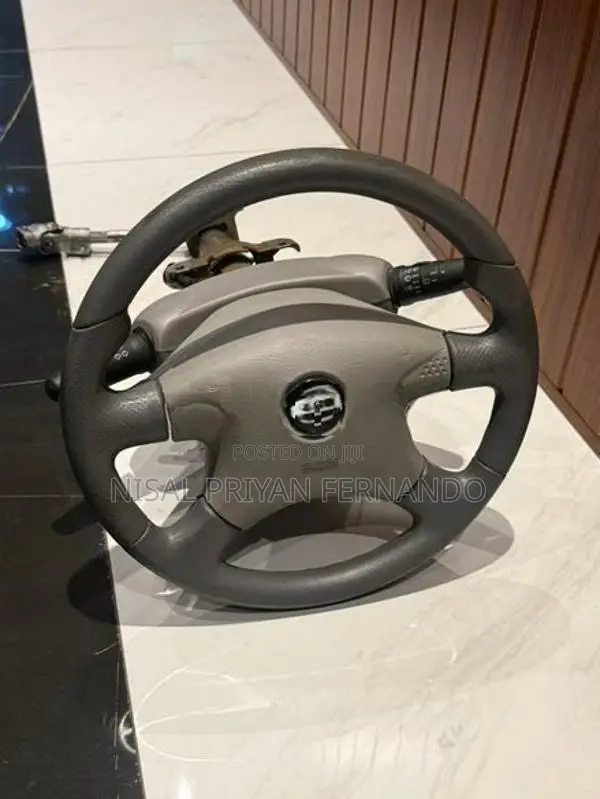 Nissan X Trail NT30 Steering Wheel