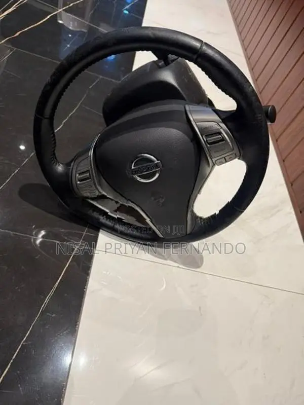 Nissan Sylphy B17 Steering Wheel