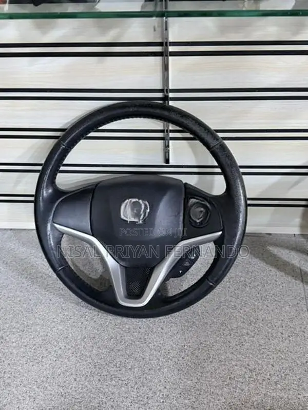 Honda Vezel Steering Wheel