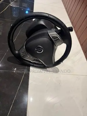 Nissan Sylphy B17 Steering Wheel