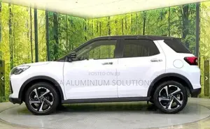 Daihatsu Rocky Premium G HEV 2026