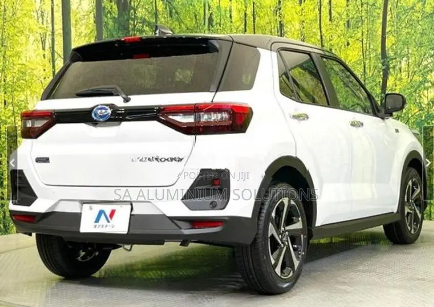 Daihatsu Rocky Premium G HEV 2026