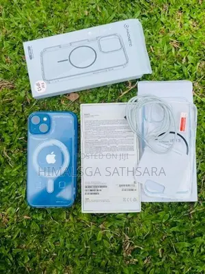 Apple iPhone 13 (Used)