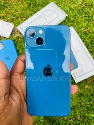 Apple iPhone 13 (Used)