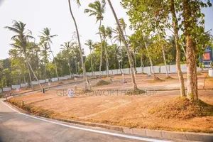 හෝකන්දර විද්‍යාල හංදියට සමීපව අගනා නේවාසික බිම් කොටස් විකිණීමට S5
