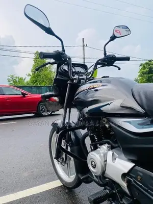 Bajaj Platina New 2018