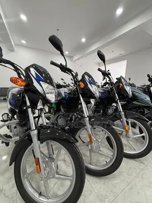 Bajaj CT100 2026