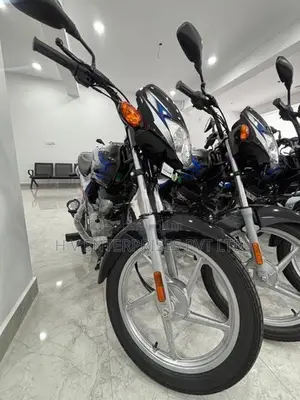 Bajaj CT100 2026