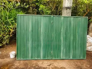 12ft x 5ft 4-Panel Iron Gate – Green Color