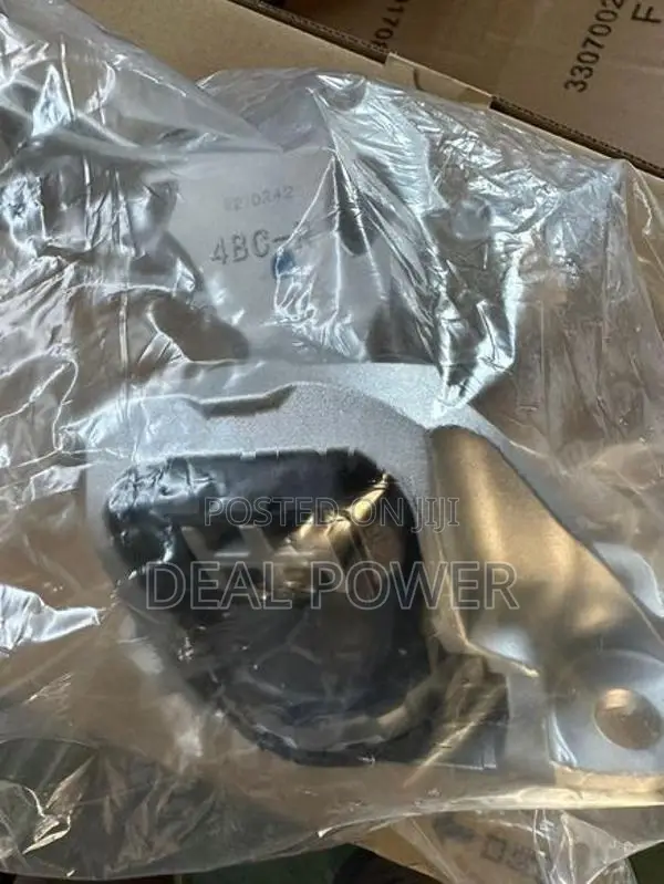 Nissan Xtrail Gear Box Mount