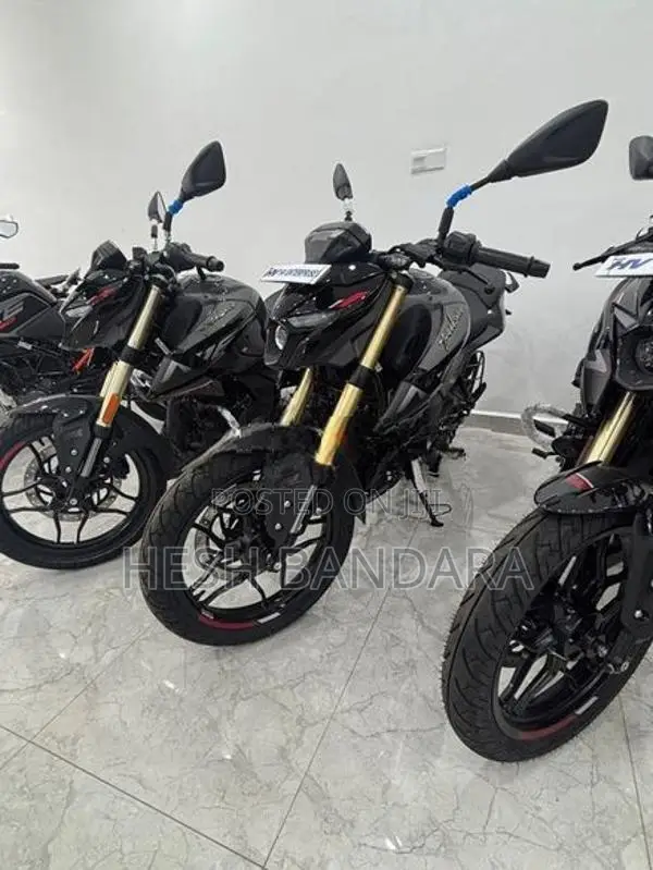 Bajaj Pulsar N160 Premium 2026