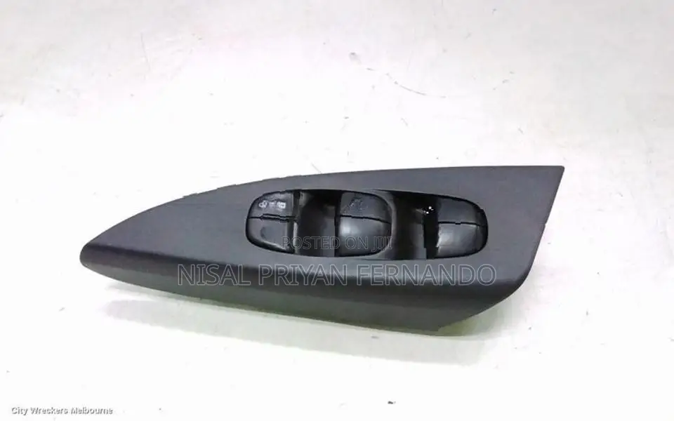 Nissan Sylphy B17 Master Power Shutter Switch