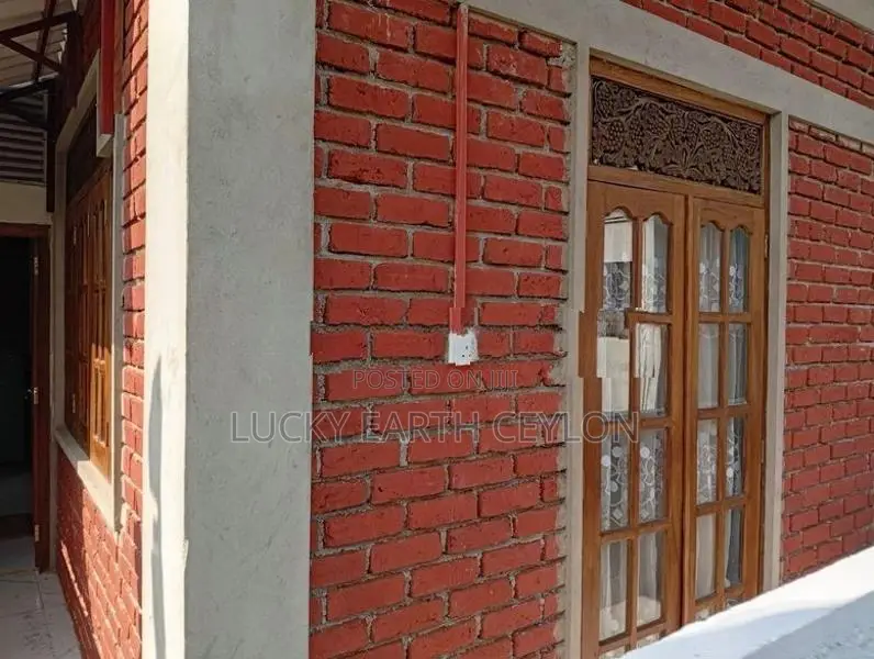 Battarmulla, Fully Furnished, 1ST Floor House For Rent (MG1328)