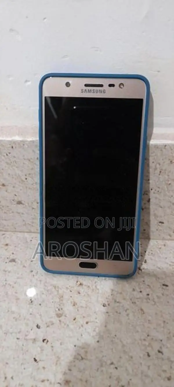 Samsung Galaxy J7 Max (Used)
