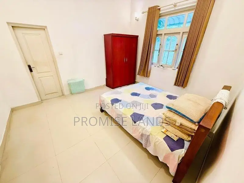 Residential Property ( Land with House ) for Sale in Wattala
