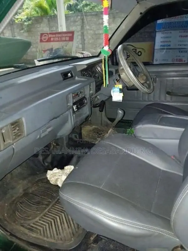 Mitsubishi L200 Japan 1999