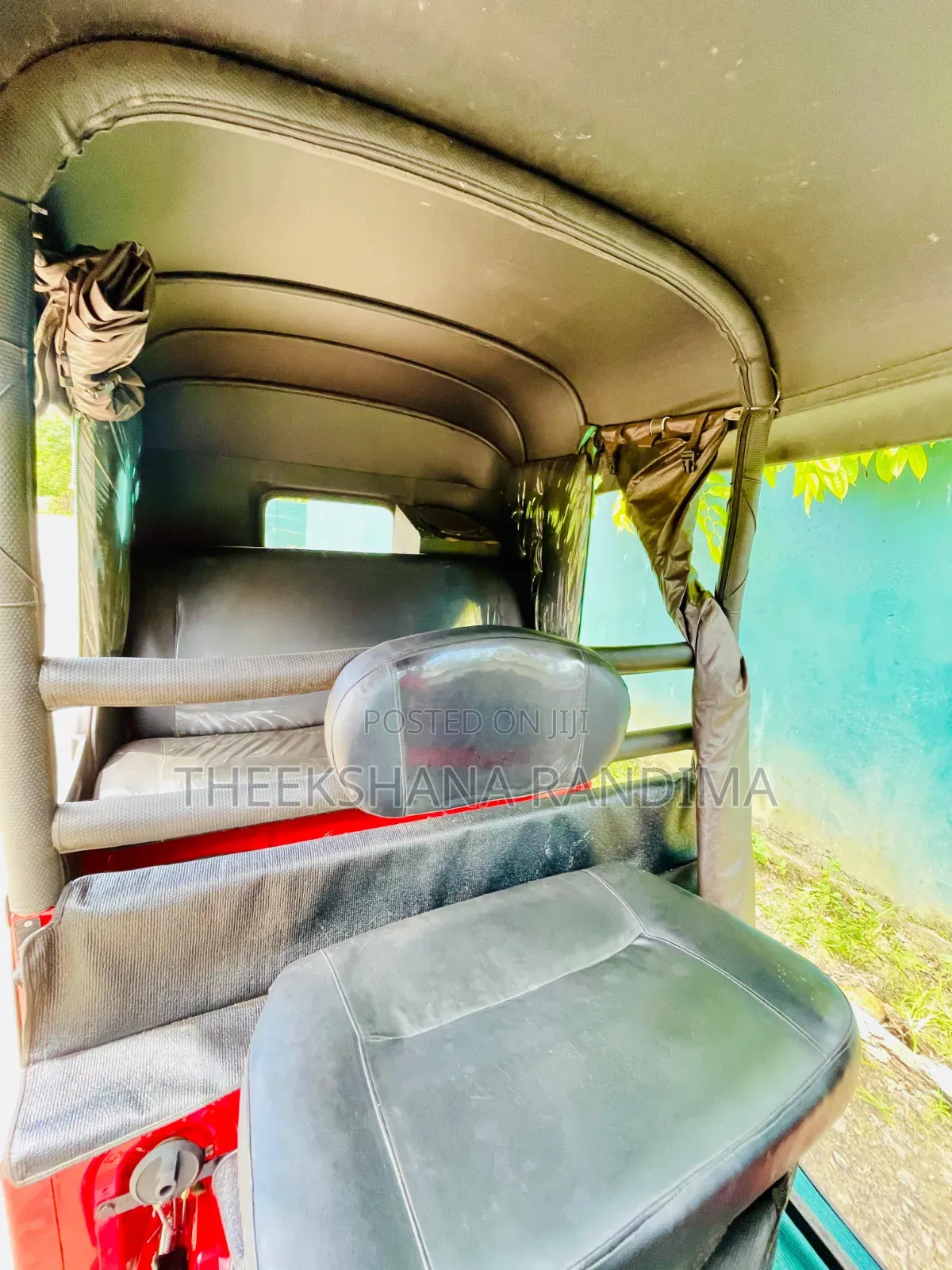 Bajaj RE 2015 Red