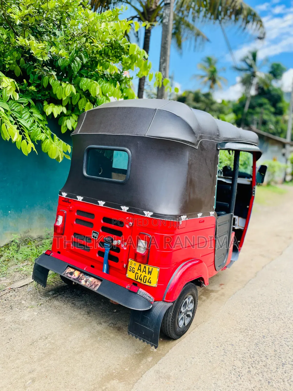 Bajaj RE 2015 Red