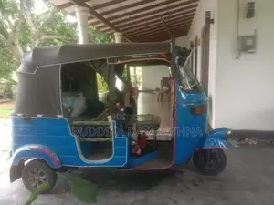 Bajaj RE 2005
