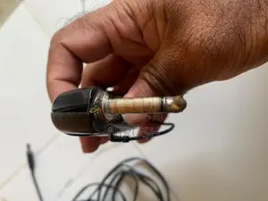 Samson Cr 77 Uhf Wireless Guitar unit FM
