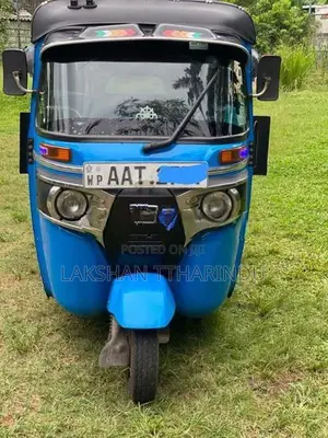 Bajaj RE 2014