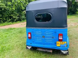 Bajaj RE 2014