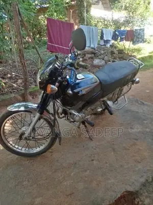 Bajaj Boxer 2003