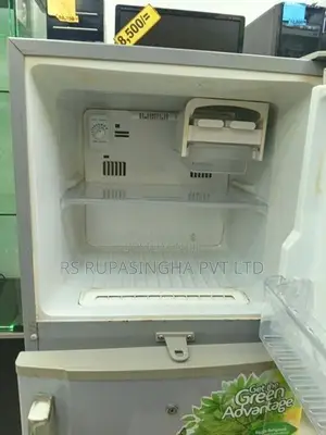 Singer 5Ft D/Door Fridge