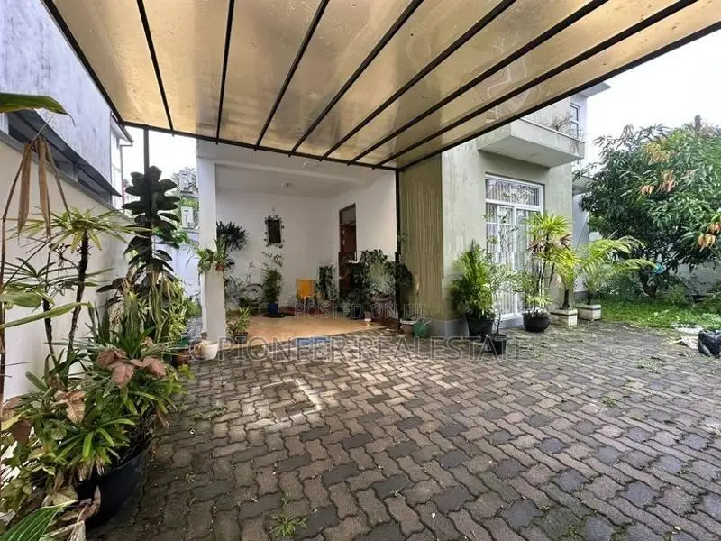 House for Sale in Kottawa - Siddamulla -100m to 255 Busroad