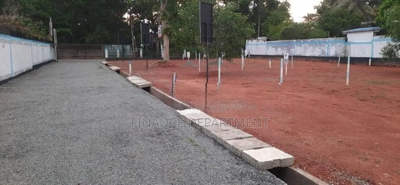 Land for Sale at Ja Ela