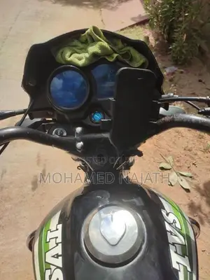 TVS Metro 2016