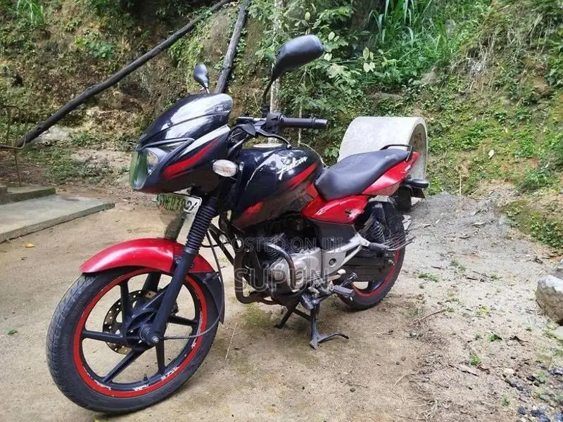 Bajaj Pulsar 150 2016