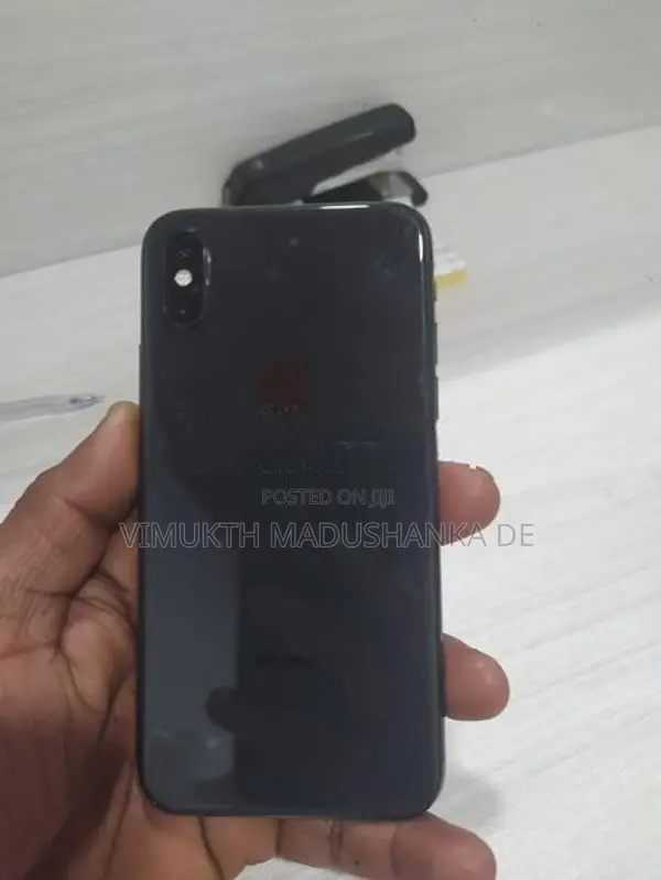 Apple iPhone XS 256GB (Used)