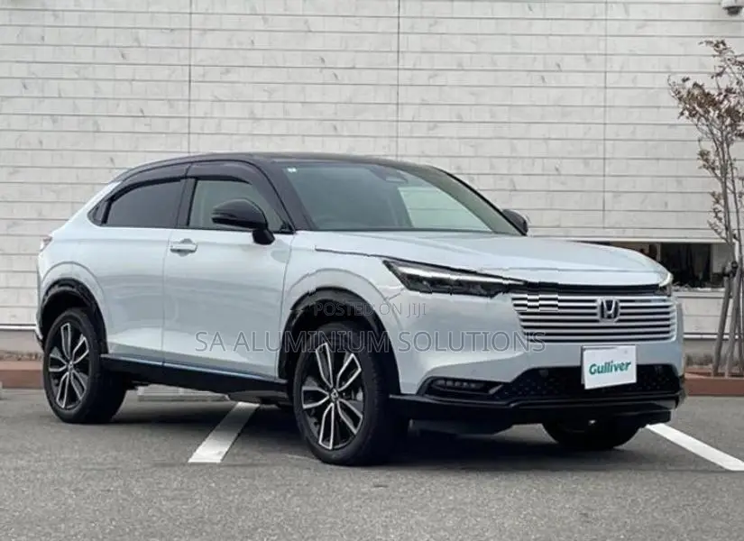 Honda Vezel Z PLAY 2024