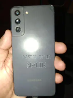 Samsung Galaxy S21 FE (Used)