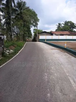 Highly Valuable Land Plots Sale In Homagama -Pitipana
