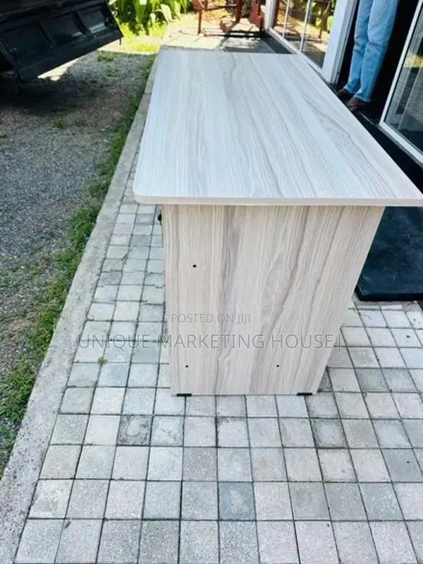 Modern 4x2 American White Office Table