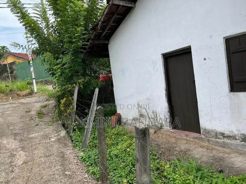 ඉඩම සමඟ නිවස විකිණීමට හොන්නන්තර, පිළියන්දල