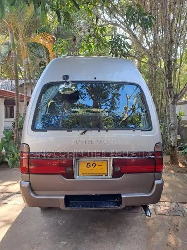 Toyota Dolphin HighRoof 1991