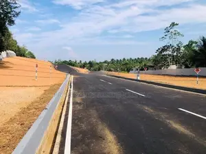 Land for Sale in Kahathuduwa
