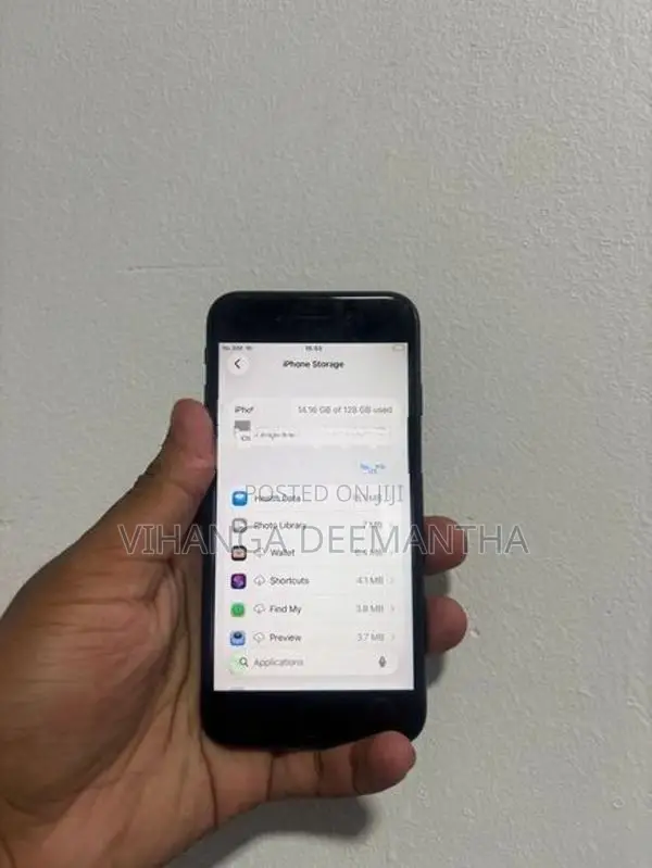 Apple iPhone SE 2 se2 (Used)