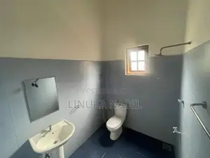 2 Bedroom Upstair House for Rent in Piliyandala