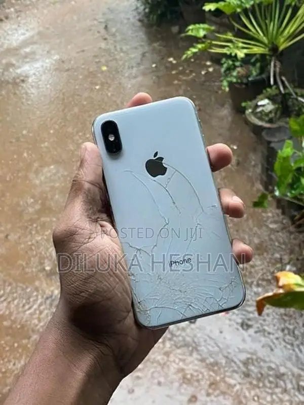 Apple iPhone XS 64 gb (Used)
