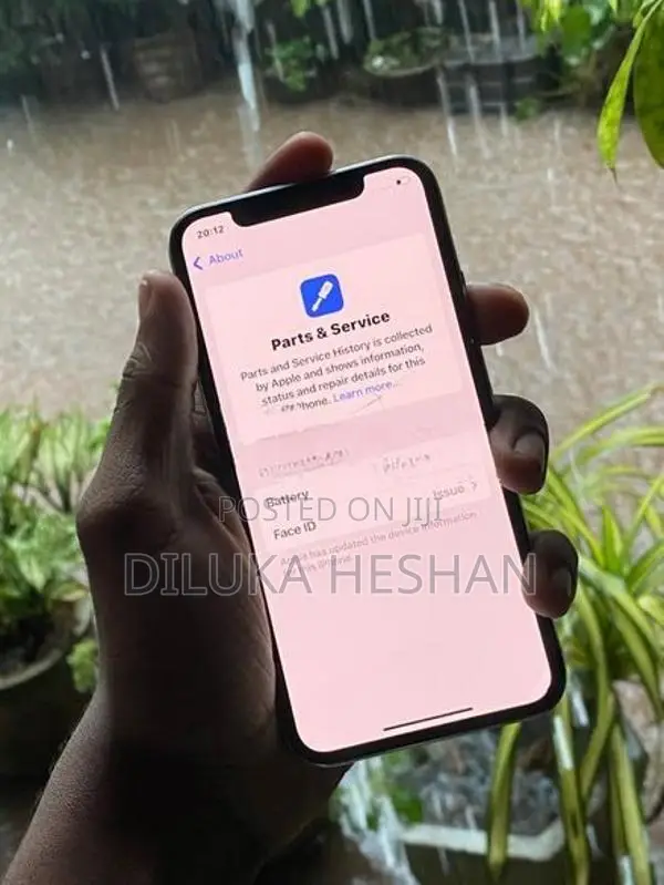 Apple iPhone XS 64 gb (Used)